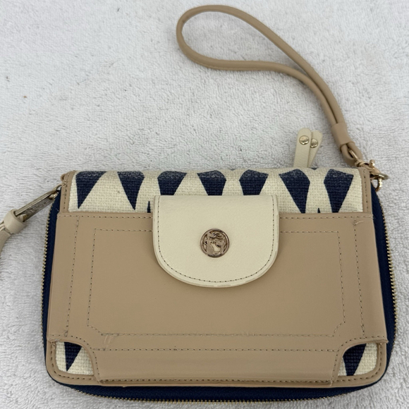 Spartina 449 Handbags - Spartina 449 Leather Canvas Clutch Zip Around Wallet Phone Pocket blue geo 8x5”